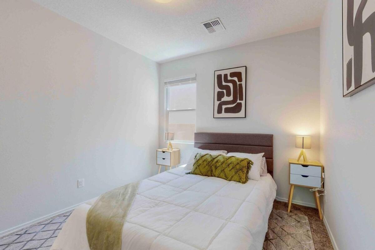Modern Home 3Br Next To Airport, Netflix, Casino Albuquerque Exteriör bild